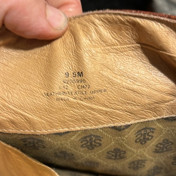 Boots - Picture 3 of 3